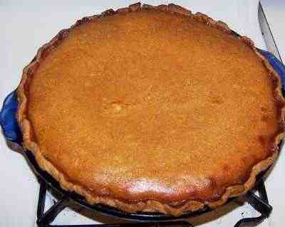 Make a pumpkin pie from a real pumpkin - Easy and great tasting!