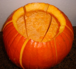 carving pumpklin, sliced